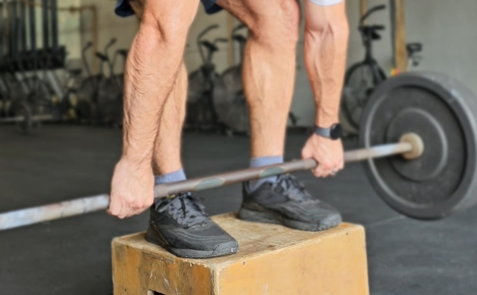 The Benefits of Deficit Deadlifts for Strengthening the Posterior Chain